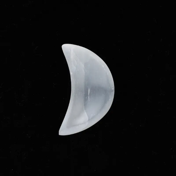moon-shaped selenite plate taken from Temu promo ad