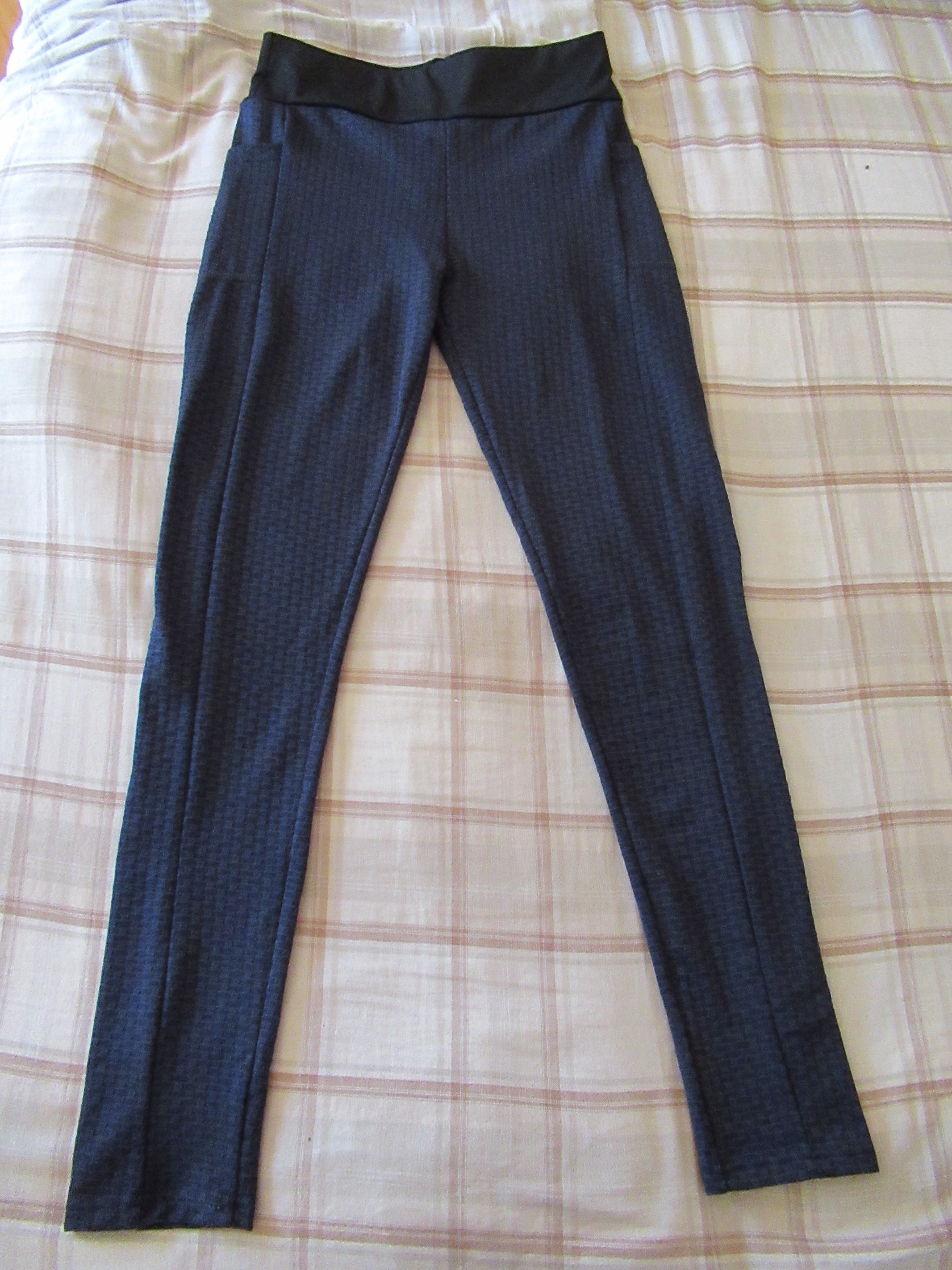 Honeycomb-textured scrunch butt butt-lifting pants -- black, front view; honeycomb-textured, scrunched butt-lifting pants alone