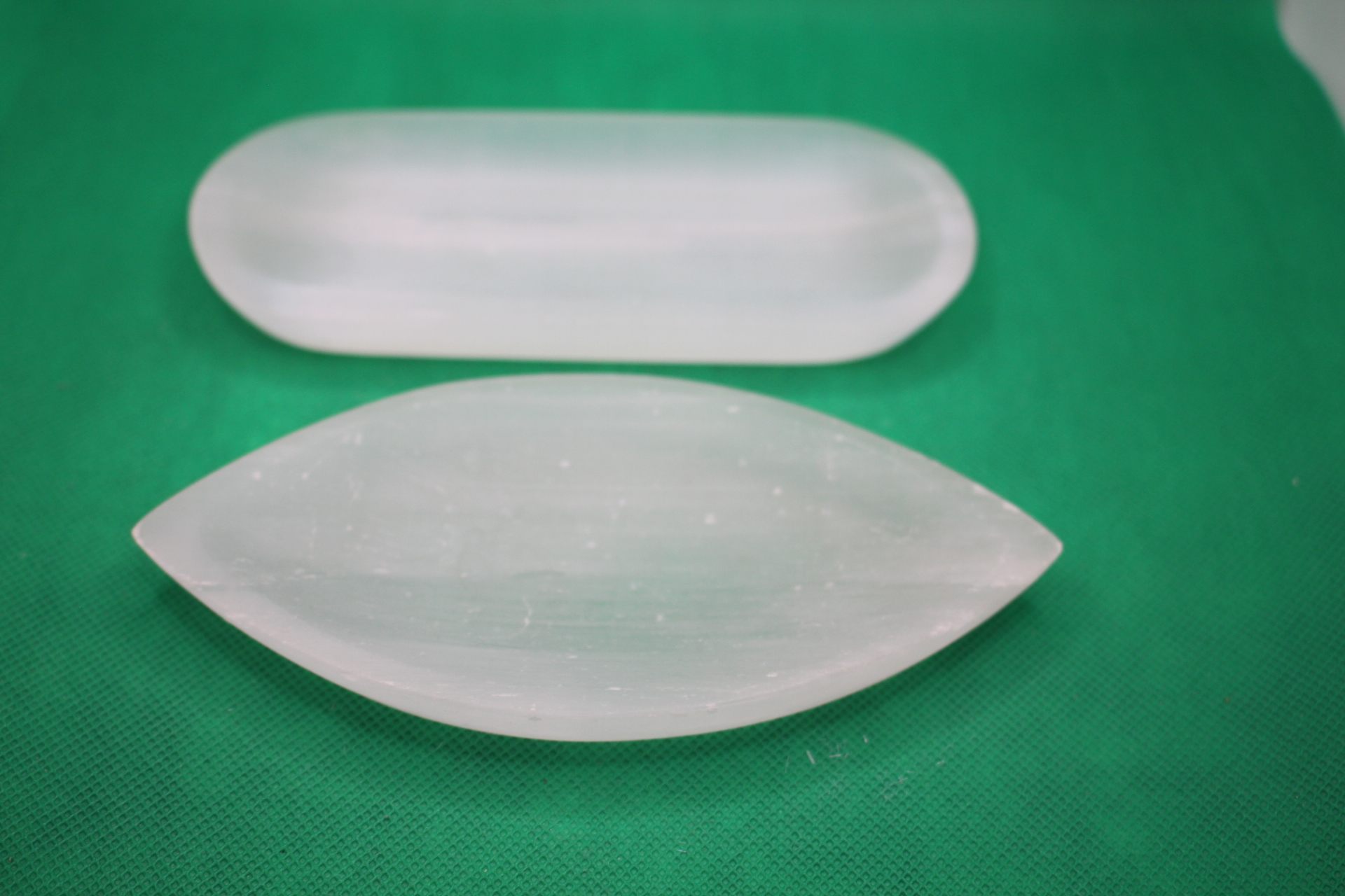 rectangular and leaf-shaped selenite plates side-by-side comparison, lwideview