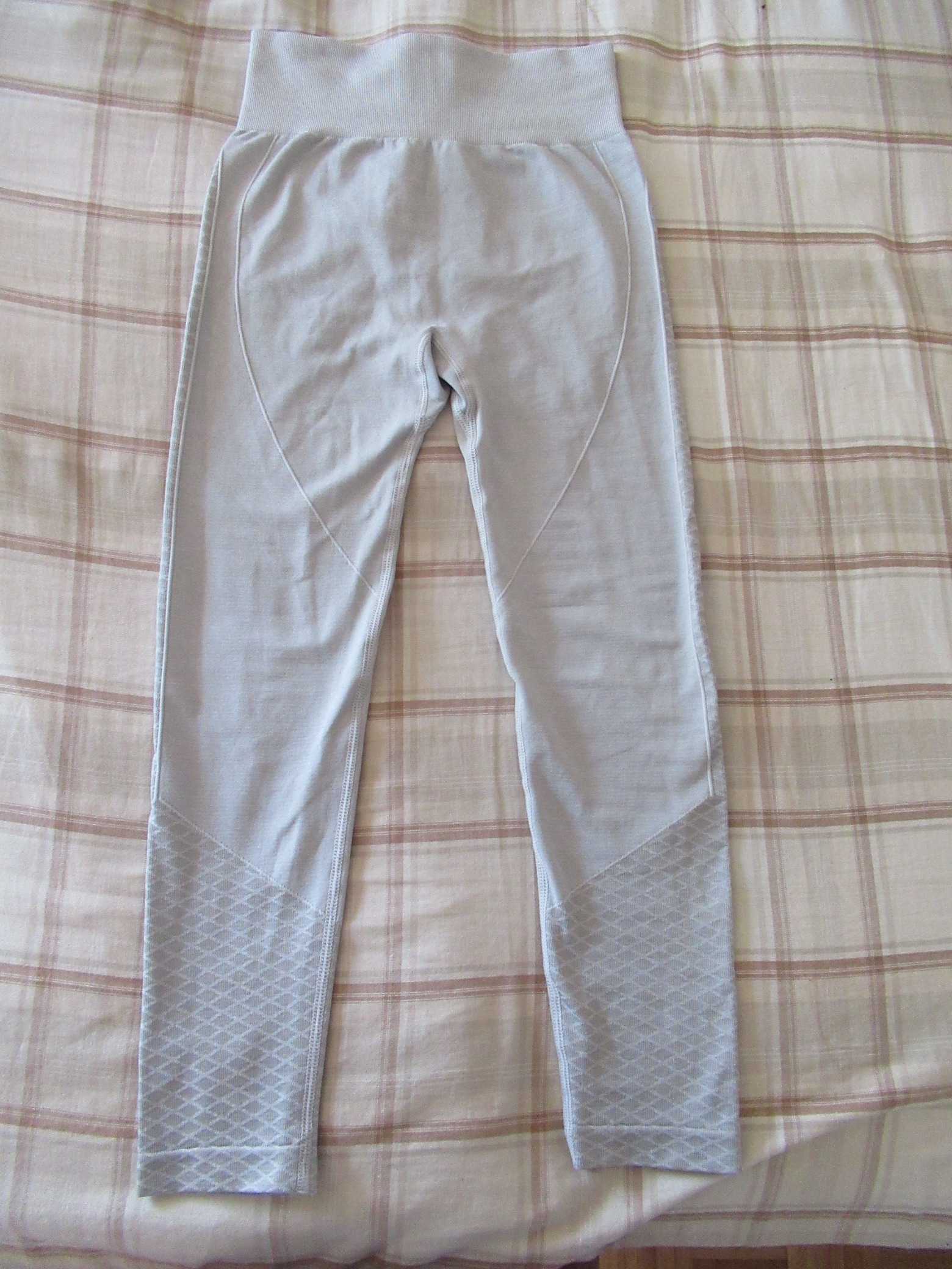 butt-lifting pants specifically designed to lift the butt, set of three -- white, front view, butt-lifter pants alone