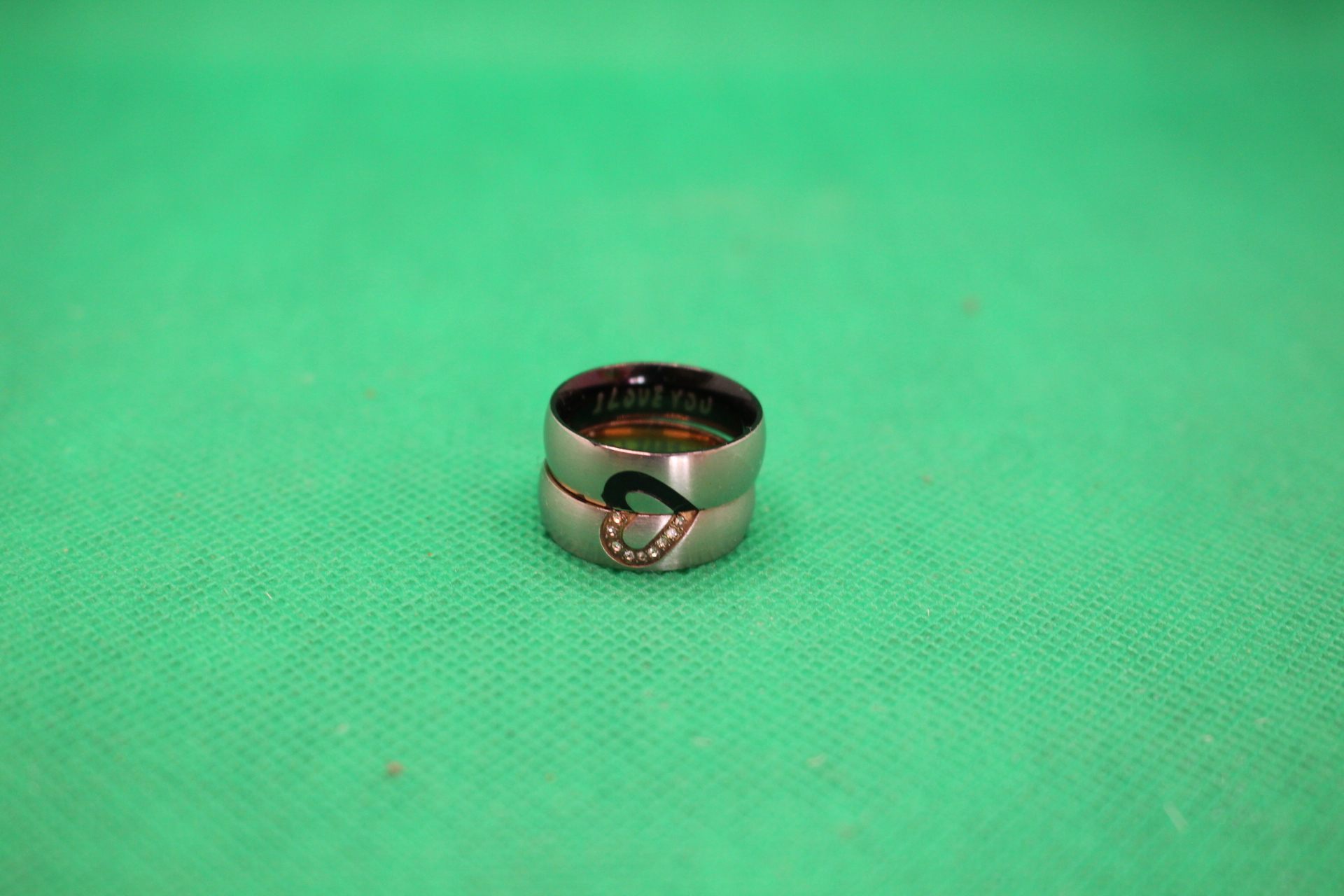 how half heart couple rings look put together to form a full heart