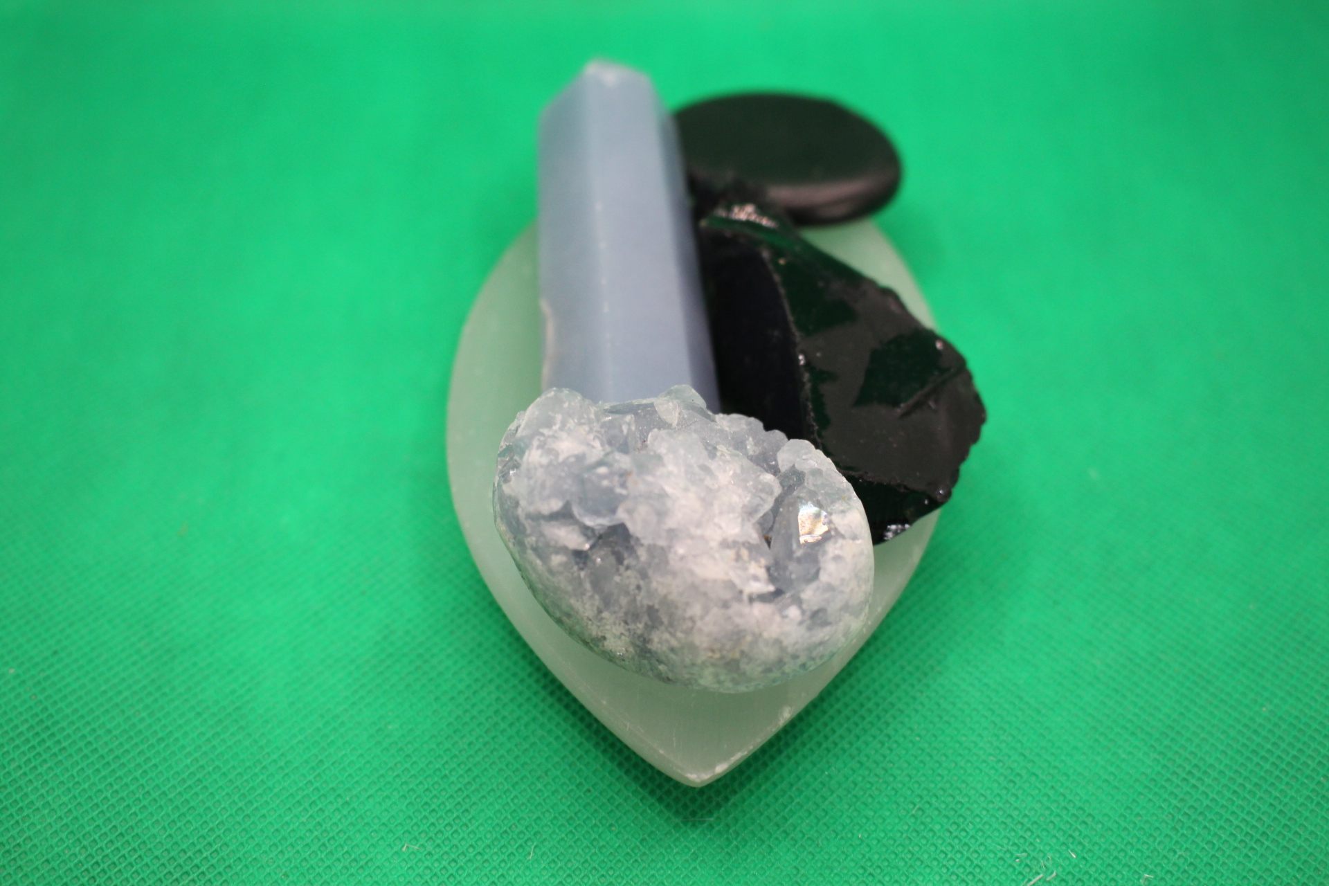 leaf-shaped selenite plate with big crystals on it, long view