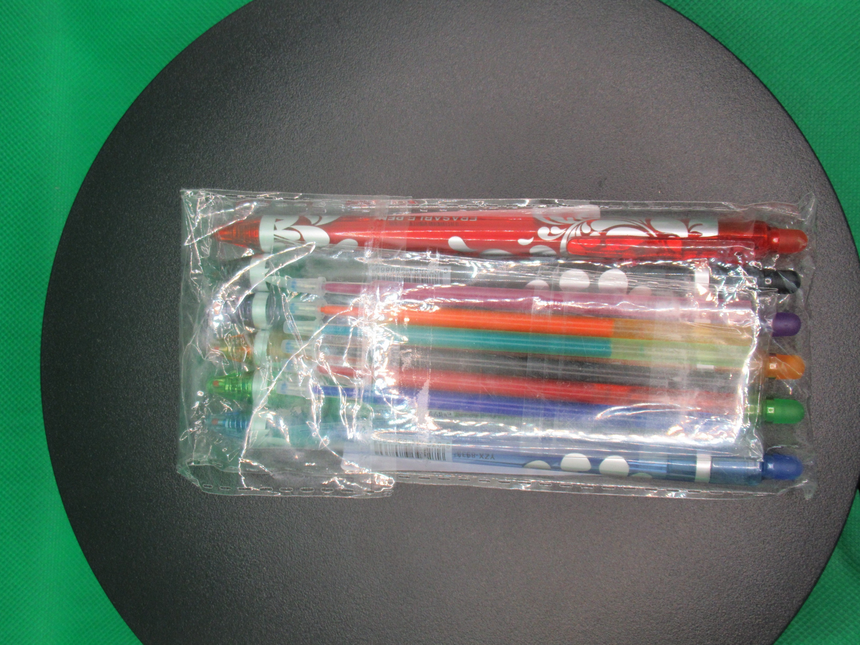 6-color erasable pen set, with 1 refill of each color, from Temu